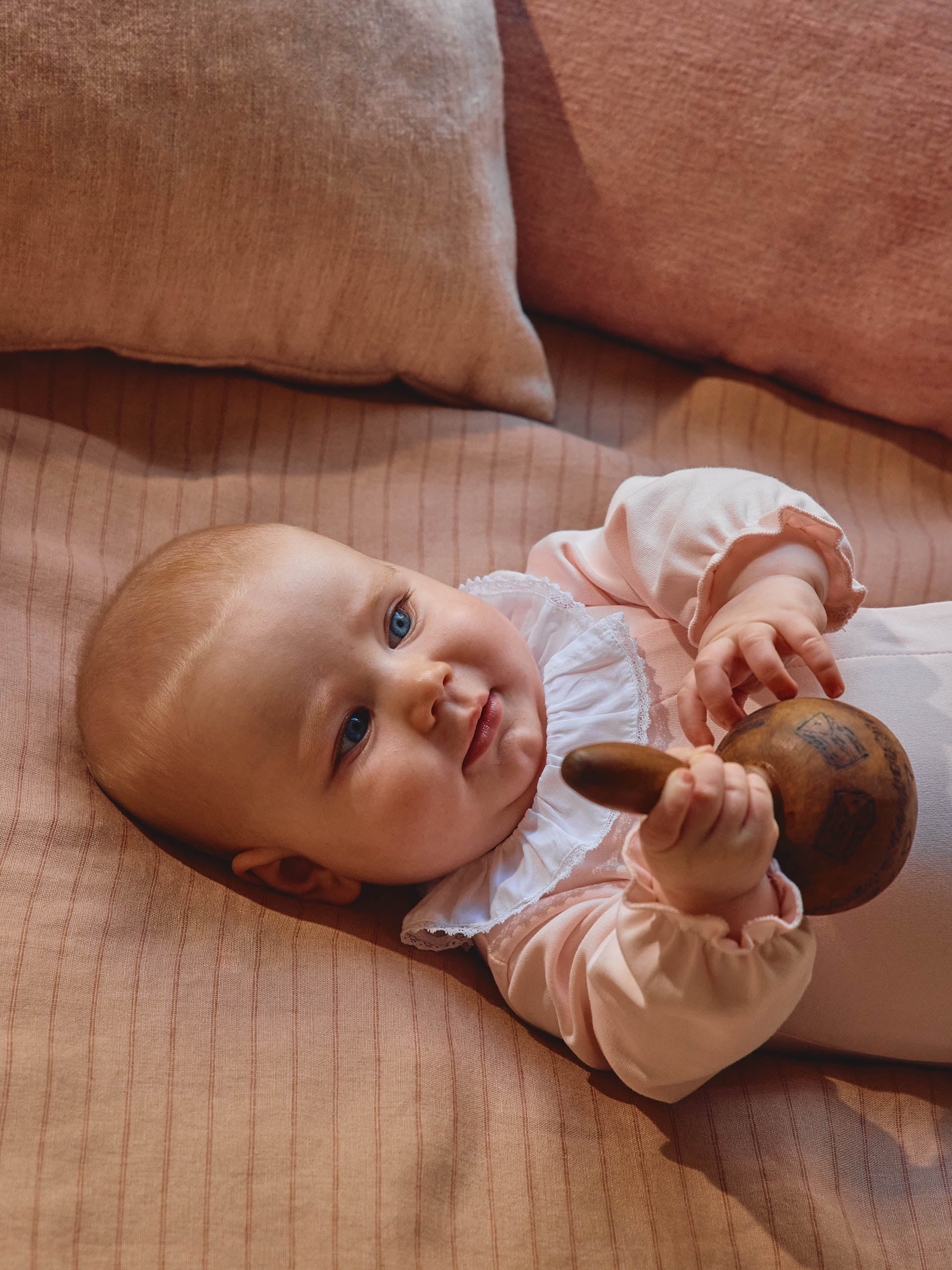 Pelele Rosa Cuello Volante