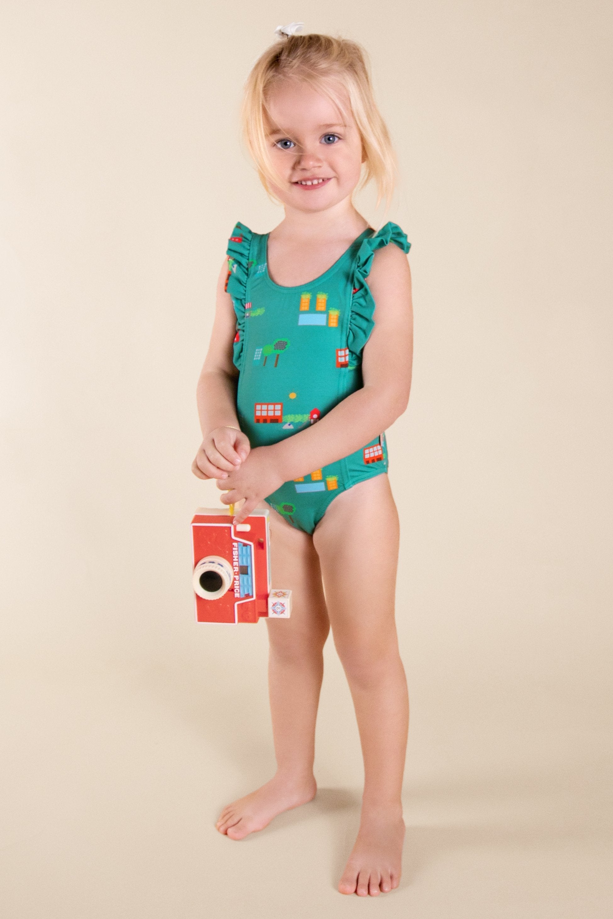 Bañador niña ciudad