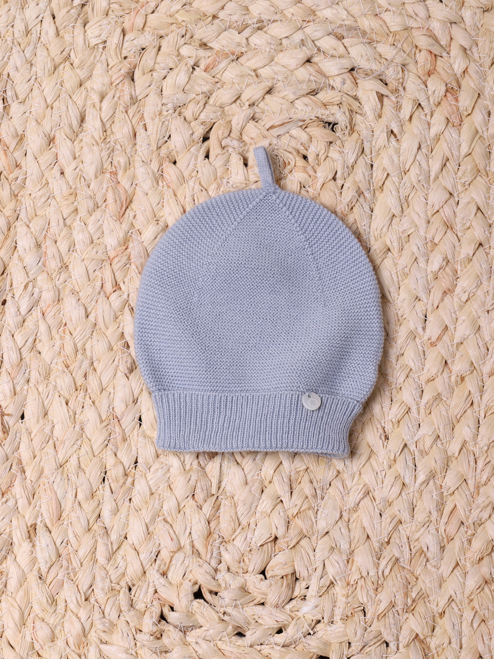 Conjunto de pelele, gorro y manta