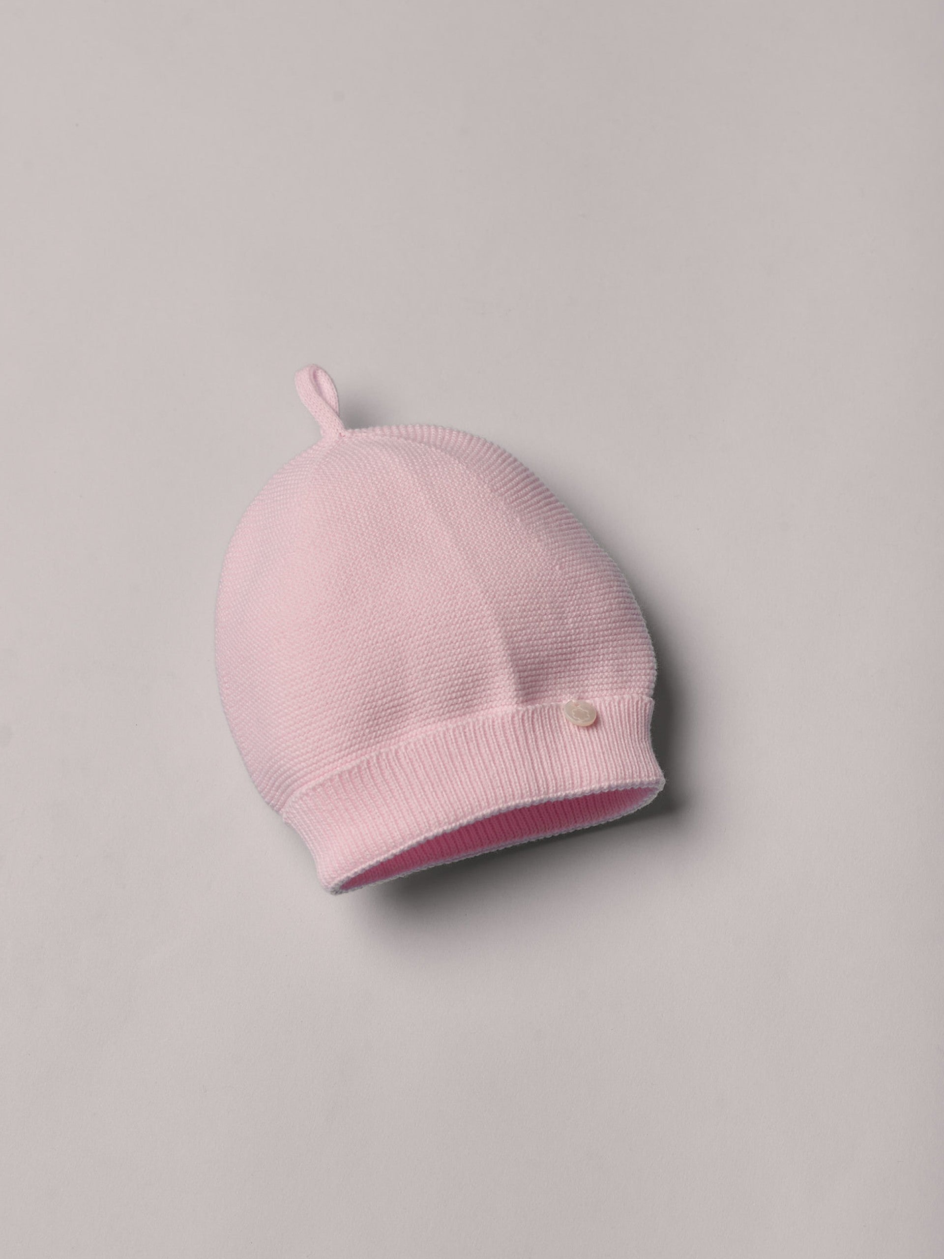 Conjunto de pelele, gorro y manta
